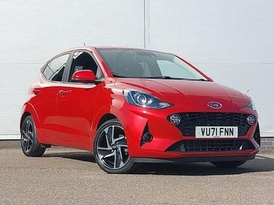 Used Hyundai i10 Premium 84 HP (61 kW) 2022 Red Hatchback