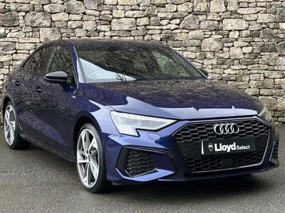 Usado Audi A3 Comfort 150 HP (110 kW) 2022 Azul Sedan