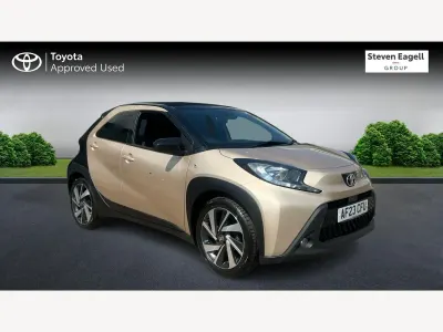 Used Toyota Aygo X 72 HP (52 kW) 2023 Beige SUV