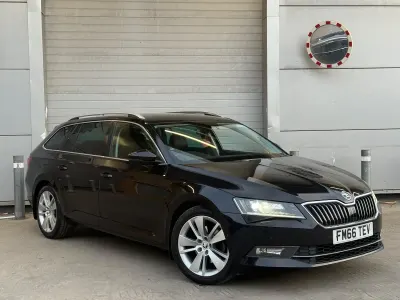 Used Skoda Superb SE L Executive 150 HP (110 kW) 2017 Black Estate