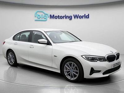 BMW 330e