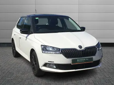 Used Skoda Fabia Colour Edition 44 HP (32 kW) 2021 Candy white black magic pearl effect Hatchback