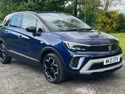 Begagnad Vauxhall Crossland Elite 120 HK (88 kW) 2021 Blå SUV