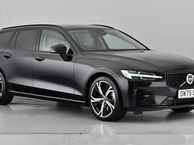 Used Volvo V60 Ultra 455 HP (334 kW) 2025 Black Estate