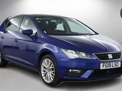 Used Seat Leon SE Dynamic 115 HP (84 kW) 2019 Blue Hatchback