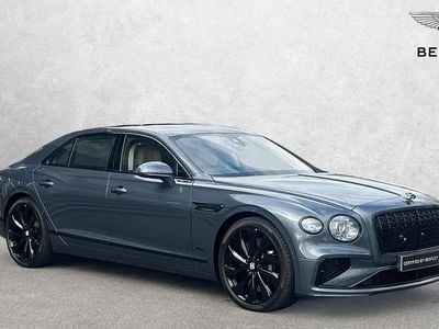 New Bentley Flying Spur 680 HP (500 kW) 2026 Grey Sedan