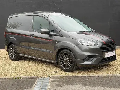 Usado Ford Transit Sport 100 HP (73 kW) 2022 Cinzento Van