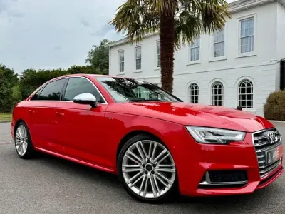Used Audi S4 Design 354 HP (260 kW) 2018 Red Sedan