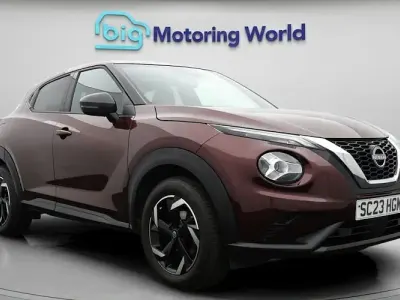 Used Nissan Juke N-Connecta 114 HP (83 kW) 2023 Red SUV