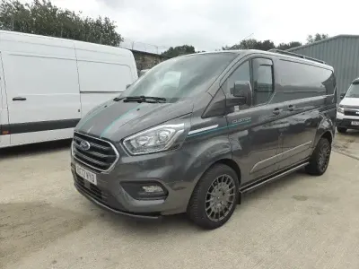 Used Ford Transit Custom Limited 130 HP (95 kW) 2023 Grey Van