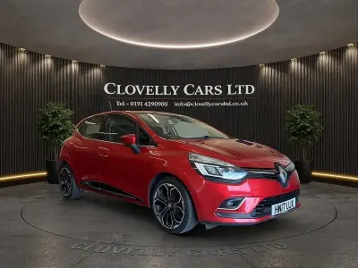 Używany Renault Clio IV Dynamique 90 KM (66 kW) 2017 Czerwony Hatchback