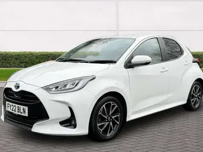 Second-hand Toyota Yaris Hybrid Design 116 CP (85 kW) 2025 Hatchback