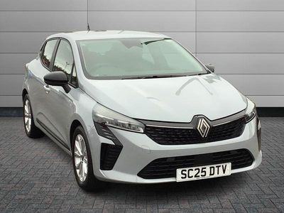 Used Renault Clio V Evolution 143 HP (105 kW) 2025 Metallic  ceramic grey  Hatchback