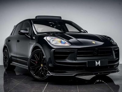 Used Porsche Macan 440 HP (323 kW) 2022 Black SUV