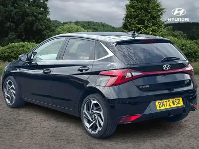 Używany Hyundai i20 Premium 100 KM (73 kW) 2022 Czarny Hatchback