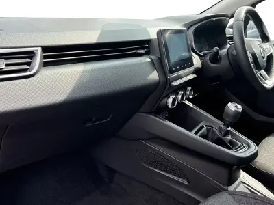 Used Renault Clio Evolution 2022 Red Hatchback