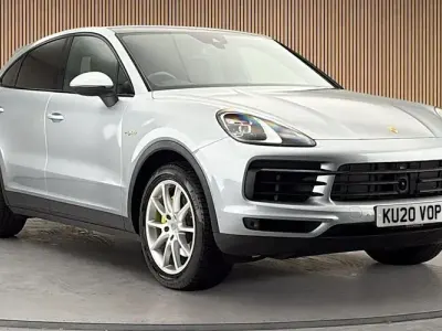 Used Porsche Cayenne 462 HP (339 kW) 2020 Dolomite silver SUV
