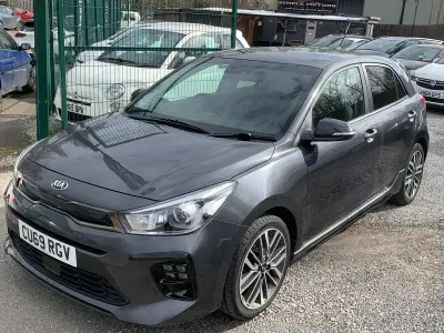 Używany Kia Rio GT-Line 120 KM (88 kW) 2019 Szary Hatchback