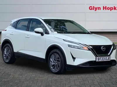 Used Nissan Qashqai Acenta Premium 140 HP (102 kW) 2023 White SUV