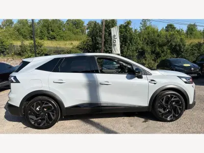 Used Renault Symbioz Iconic Esprit Alpine 143 HP (105 kW) 2025 Grey  SUV