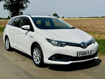 Toyota Auris Hybrid