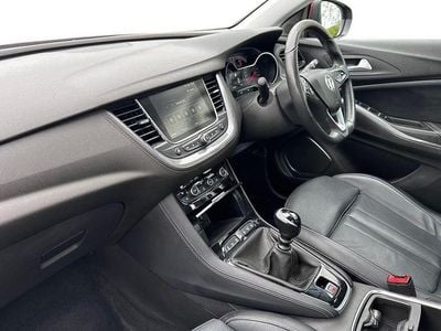 Używany Vauxhall Grandland X Elite 130 KM (95 kW) 2020 Czerwony SUV