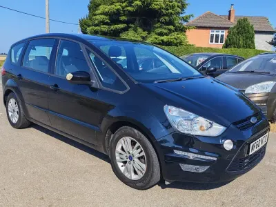 Used Ford S-MAX Zetec 140 HP (102 kW) 2010 Black MPV