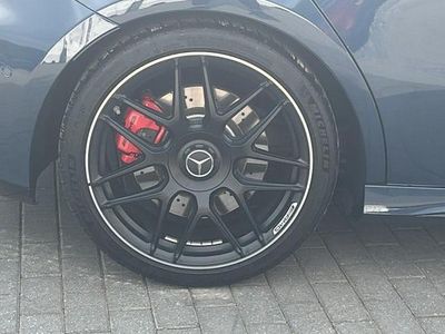 Mercedes A45 AMG