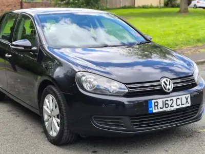 Usado VW Golf VII Match 2012 Preto Citadino