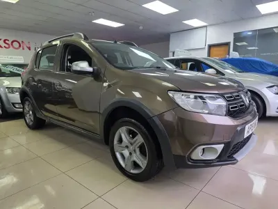 Used Dacia Sandero Comfort 95 HP (69 kW) 2019 Brown Hatchback