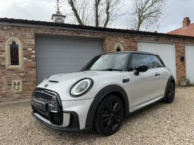 Begagnad Mini Cooper S Hatch 2021 Silver Halvkombi