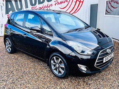 Used Hyundai ix20 SE 90 HP (66 kW) 2017 Black Hatchback