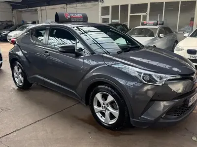 Used Toyota C-HR 122 HP (89 kW) 2018 Grey SUV