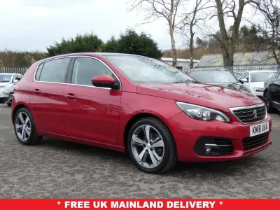 Używany Peugeot 308 Allure 130 KM (95 kW) 2018 Czerwony Hatchback
