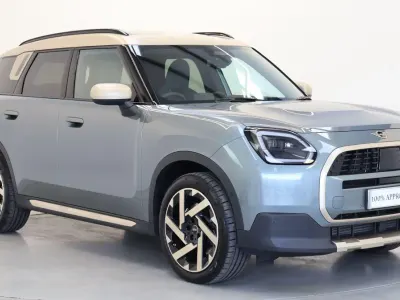 Usado Mini Countryman 168 HP (123 kW) 2025 Verde SUV