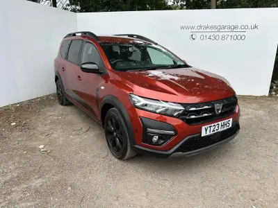 Used Dacia Jogger Extreme 110 HP (80 kW) 2023 Brown MPV