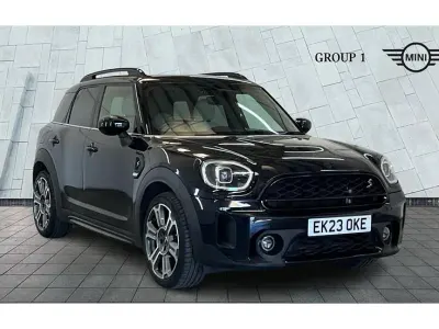 Używany Mini Cooper S Countryman Exclusive 178 KM (130 kW) 2023 Czarny SUV