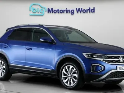 Begagnad VW T-Roc Style 150 HK (110 kW) 2023 Blå SUV