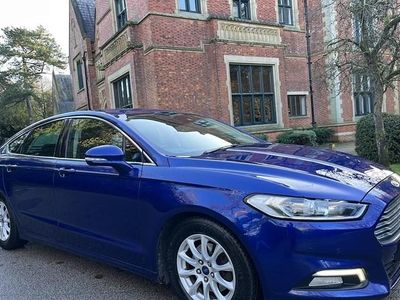 Used Ford Mondeo Zetec 120 HP (88 kW) 2017 Blue Hatchback
