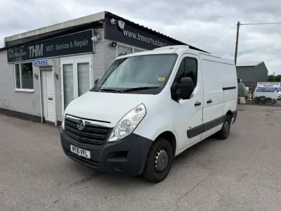 Used Vauxhall Movano 110 HP (80 kW) 2016 White MPV