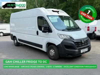 Begagnad Vauxhall Movano S 2023 Vit