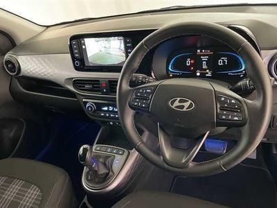 Usado Hyundai i10 Premium 63 HP (46 kW) 2025 Preto Citadino