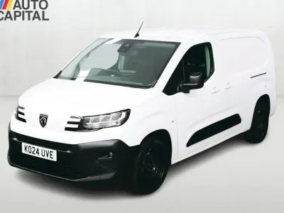 Used Peugeot Partner 100 HP (73 kW) 2024 White MPV