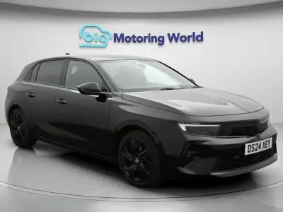 Used Vauxhall Astra S 130 HP (95 kW) 2024 Black Hatchback