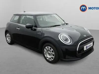 Used Mini ONE Classic 102 HP (75 kW) 2022 Black Hatchback