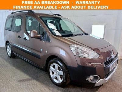 Used Peugeot Partner Tepee Outdoor 92 HP (67 kW) 2013 Brown MPV