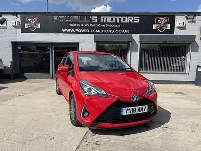 Used Toyota Yaris Hybrid 2018 Red Hatchback