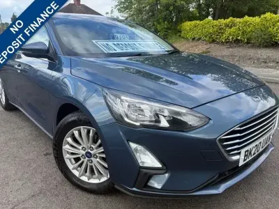 Gebraucht Ford Focus Titanium 120 PS (88 kW) 2020 Blau Kleinwagen