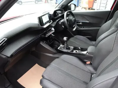 Gebraucht Peugeot 2008 GT 2022 Rot SUV