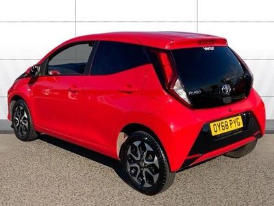 Used Toyota Aygo X-plore 69 HP (50 kW) 2018 Red Hatchback